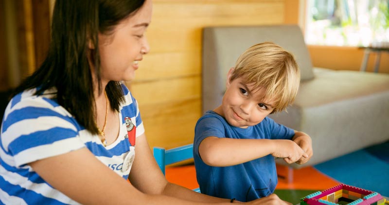 Kinderbetreuung im Robinson Khao Lak